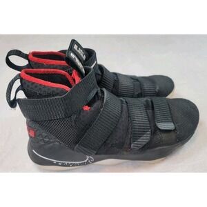 Nike Lebron Soldier 11‎  Black/Red Bred Men's Size 8